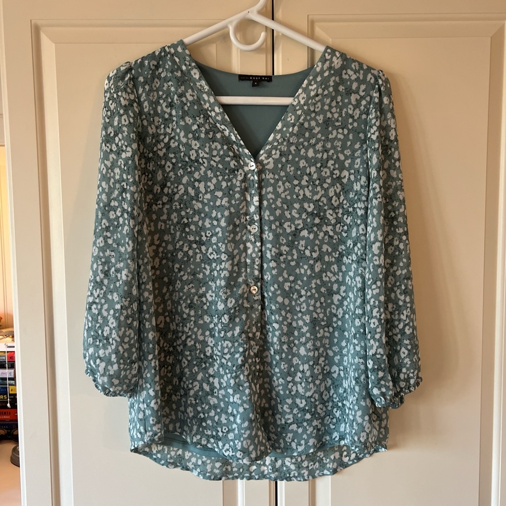West Kei Teal Printed V-Neck Button-Front Blouse